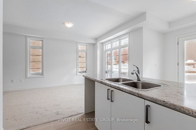 19 Daffodil Rd, House attached with 3 bedrooms, 3 bathrooms and 1 parking in Minesing ON | Image 19