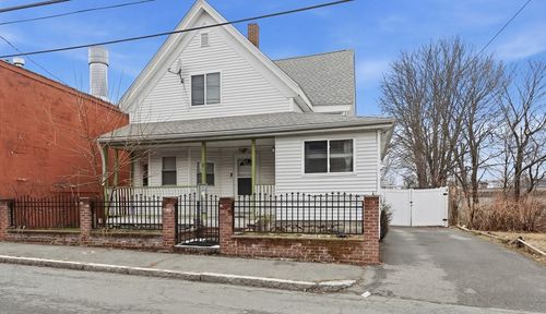 12 Charles St, Brockton, MA, 02301-3913 | Card Image