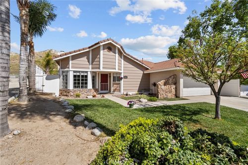 15219 Poppy Meadow, Canyon Country, CA, 91387 | Card Image