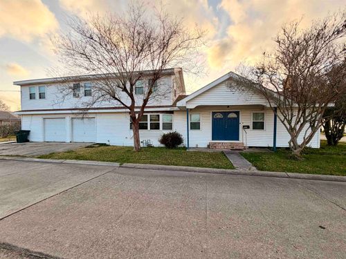 200 Plum St, Houma, LA, 70363-5058 | Card Image