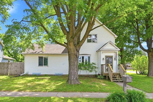 180 S Plum St, ELLSWORTH, WI, 54011-4137 | Card Image