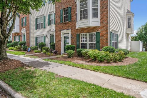 9728 Blossom Hill Dr, Huntersville, NC, 28078-2378 | Card Image