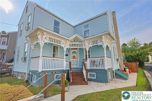 101 Clay St, TAMAQUA, PA, 18252-1303 | Card Image