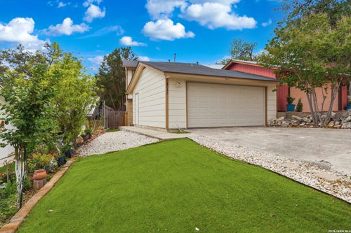 4010 High Ridge Cir, San Antonio, TX, 78229-4126 | Card Image