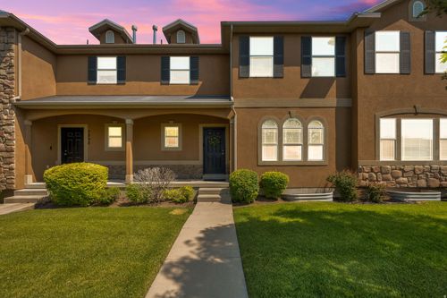 7902 S Dove Creek Ln, West Jordan, UT, 84081-6003 | Card Image