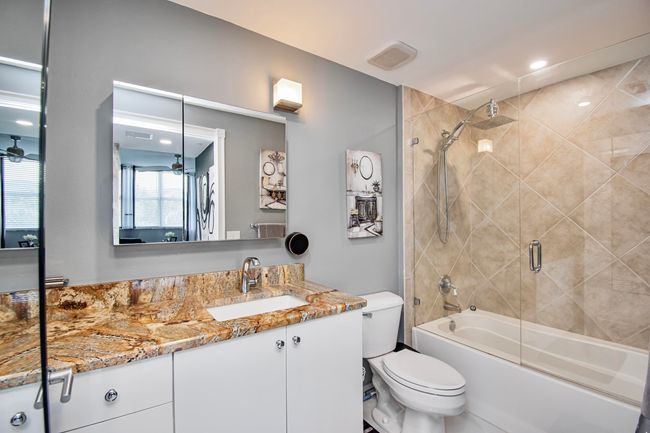 APT-623 - 804 E Windward Way, Condo with 2 bedrooms, 2 bathrooms and null parking in Lantana FL | Image 15