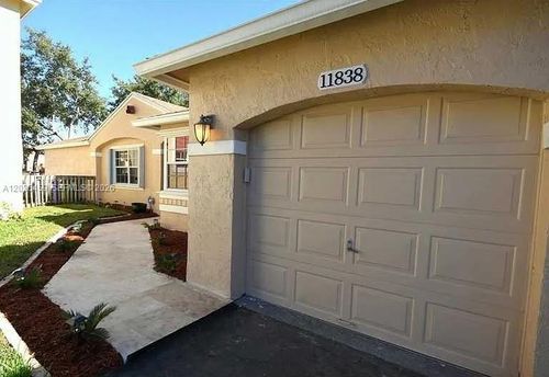 11838 Nw 13th St, Pembroke Pines, FL, 33026-4346 | Card Image