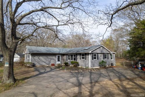 149 Miller Place Rd, Miller Place, NY, 11764-2807 | Card Image