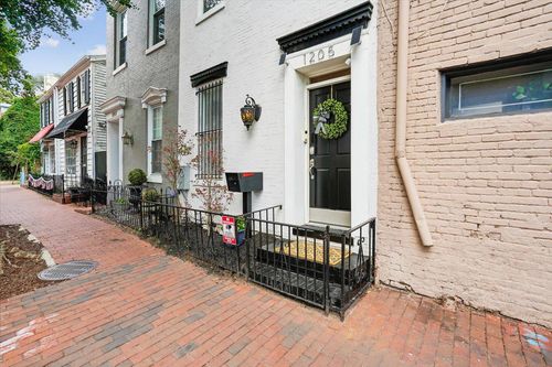 1205 Potomac St Nw, WASHINGTON, DC, 20007-3212 | Card Image