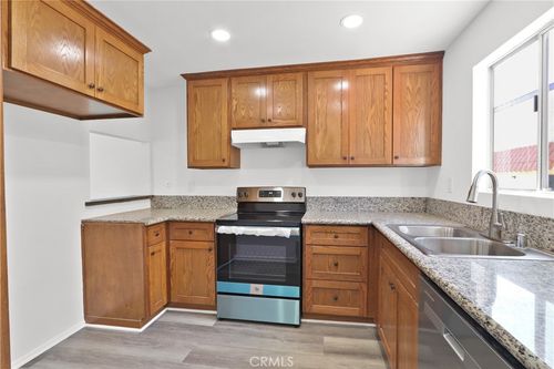 apt-25-730 N Eucalyptus Ave, Inglewood, CA, 90302-2266 | Card Image