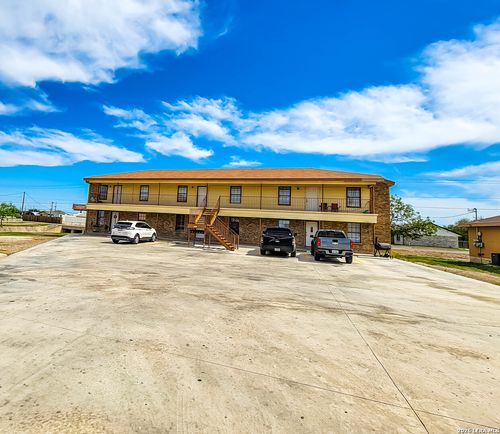 1491 Katy Dr, Eagle Pass, TX, 78852-0930 | Card Image
