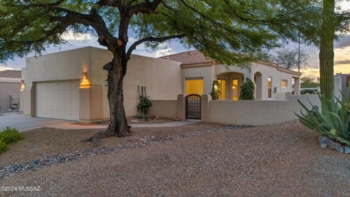 13911 N Eddington Place, Oro Valley, AZ, 85755 | Card Image