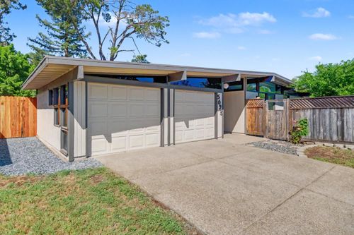 5025 Hemlock St, Sacramento, CA, 95841-3013 | Card Image