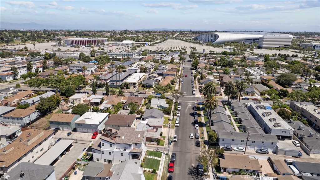 Residential Income in Inglewood 5
