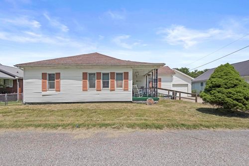 1313 Mullins St, Flatwoods, KY, 41139-1335 | Card Image