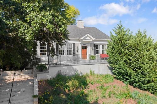 684 Kennesaw Ave Ne, ATLANTA, GA, 30308-2711 | Card Image