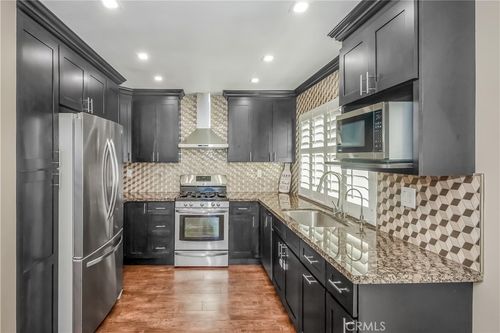 11378 Nashawena Ct, Cypress, CA, 90630 | Card Image