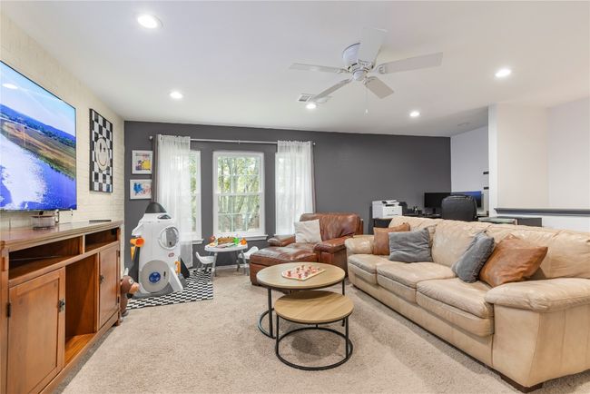1006 Del Roy Dr, House other with 3 bedrooms, 3 bathrooms and 2 parking in Cedar Park TX | Image 24