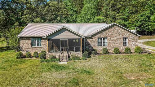 192 Peek Road, Hartselle, AL, 35640 | Card Image