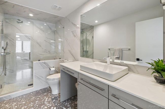 212 Enclave-104.jpg | Image 33