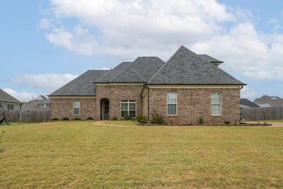 390 Burton Place Dr, House other with 5 bedrooms, 3 bathrooms and null parking in Oakland TN | Image 1