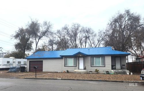 705 N 2nd St, Nyssa, OR, 97913-3108 | Card Image