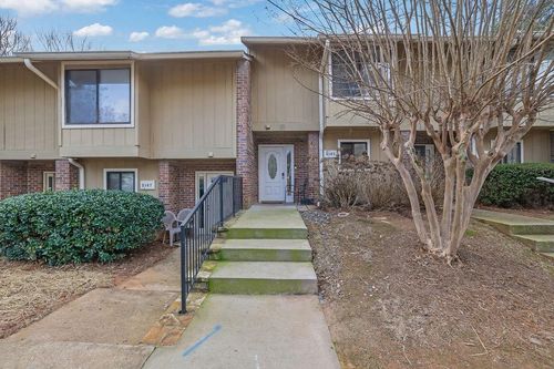 2163 Palmyra Dr Se, Marietta, GA, 30067-6680 | Card Image