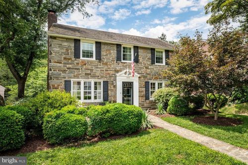 800 Powder Mill Ln, WYNNEWOOD, PA, 19096-4037 | Card Image
