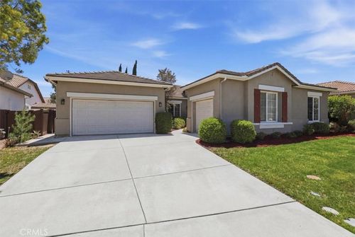 26757 Queen Court, Murrieta, CA, 92563 | Card Image