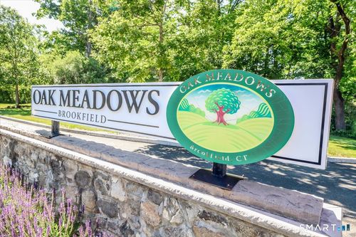 41-41 Short Oak Drive, Brookfield, CT, 06804 | Card Image