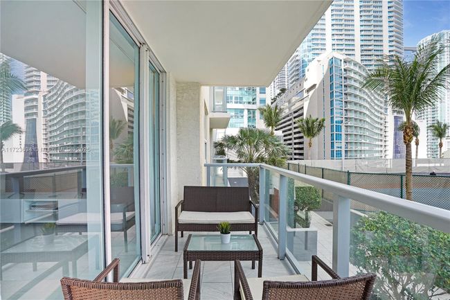 APT-704 - 1155 Brickell Bay Dr, Condo with 3 bedrooms, 2 bathrooms and null parking in Miami FL | Image 53