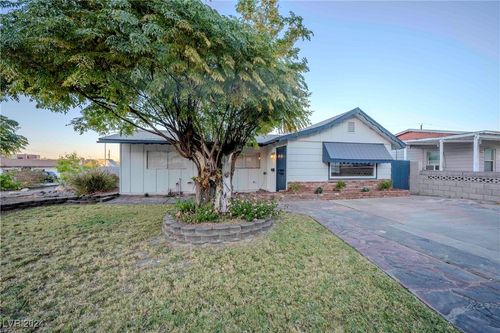 203 S Texas Avenue, Henderson, NV, 89015 | Card Image