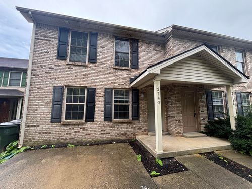 2740 Hayden Park Ln, Lexington, KY, 40511-8645 | Card Image