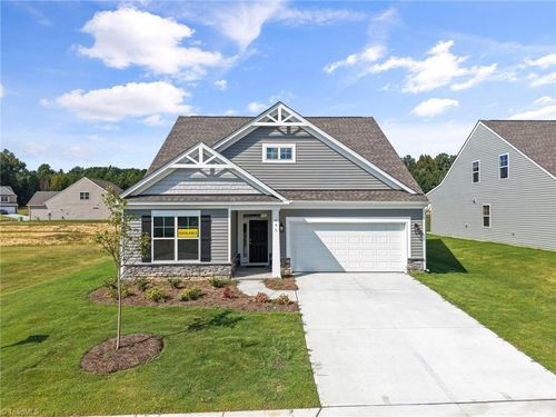 655 Ellabell Dr, Winston-Salem, NC, 27127-7668 | Card Image