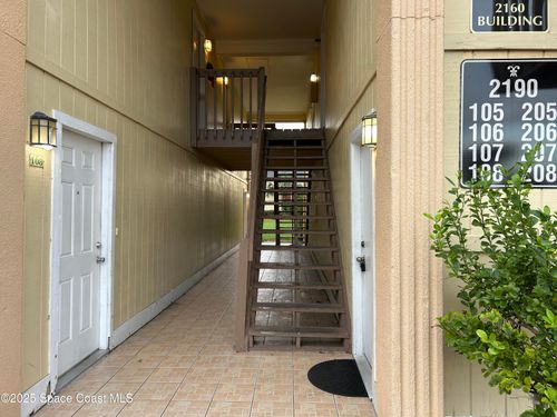 90-105-2190 Forest Knoll Dr Ne, PALM BAY, FL, 32905-8629 | Card Image