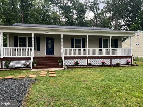 1029 Mattox Ave, COLONIAL BEACH, VA, 22443-3101 | Card Image