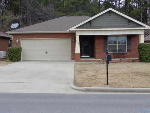1551 Heritage Cir Se, Cullman, AL, 35055-5011 | Card Image