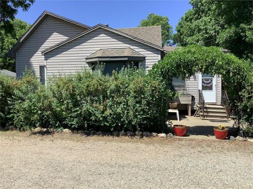 103 Bloomer St E, Morristown, MN, 55052-5166 | Card Image