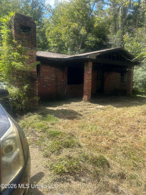 5318 Gregory St, Moss Point, MS, 39563-3118 | Card Image