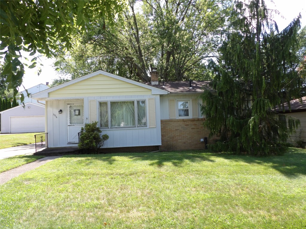 Greengarden Rd, Erie, PA 16509