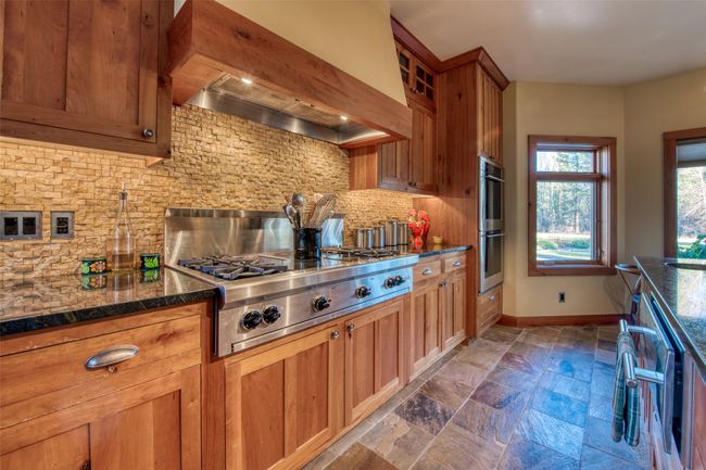 2291 Meridian Rd, House other with 5 bedrooms, 3 bathrooms and null parking in Victor MT | Image 24