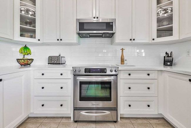 244 Mclaughlin Ave, House other with 4 bedrooms, 5 bathrooms and 6 parking in Milton ON | Image 11
