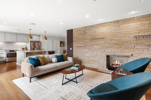 1612 Meadow Ln, Taylor, TX, 76574-1337 | Card Image