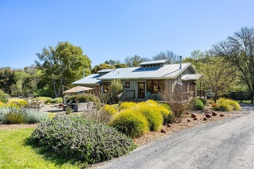 2485 Sanders Rd, Sebastopol, CA, 95472-5363 | Card Image