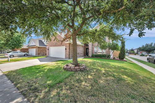 6369 Redeagle Creek Dr, Fort Worth, TX, 76179-4706 | Card Image