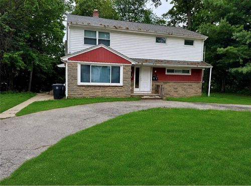 75 Hobson Ave, North Providence, RI, 02911-1818 | Card Image