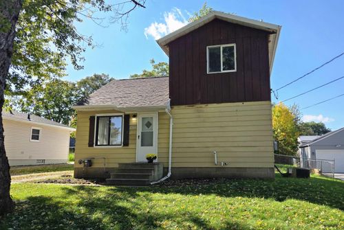 1044 Oregon St, Waterloo, IA, 50702-2541 | Card Image