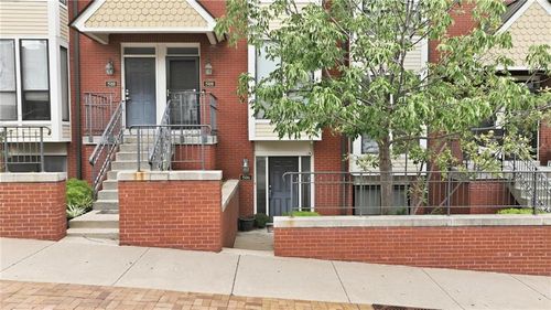 506 W 10th St, Kansas City, MO, 64105-2230 | Card Image