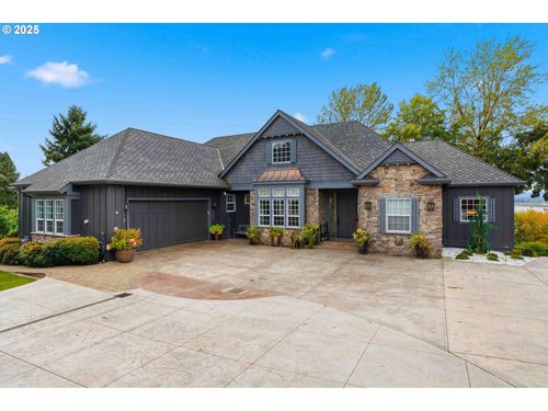 1016 Se 64th Ct, Vancouver, WA, 98661-2489 | Card Image