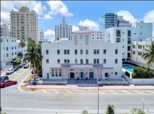 101-3025 Indian Creek Dr, Miami Beach, FL, 33140-4152 | Card Image